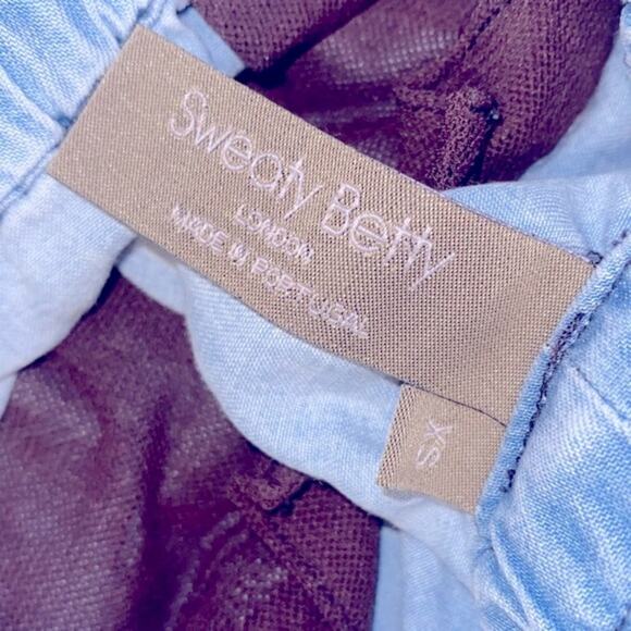 Sweaty Betty $128 Dusk Chambray Blue Wide Leg Culottes Cropped Pants XS EUC - Picture 6 of 13